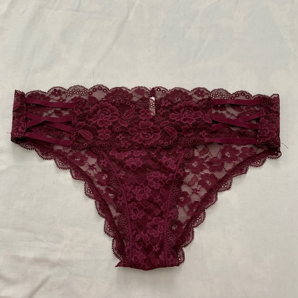 Lace bikini underwear